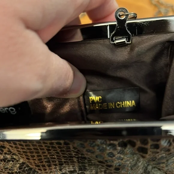 OLGA BERG SNAKESKIN CLUTCH/SHOULDER BAG - Picture 9 of 16